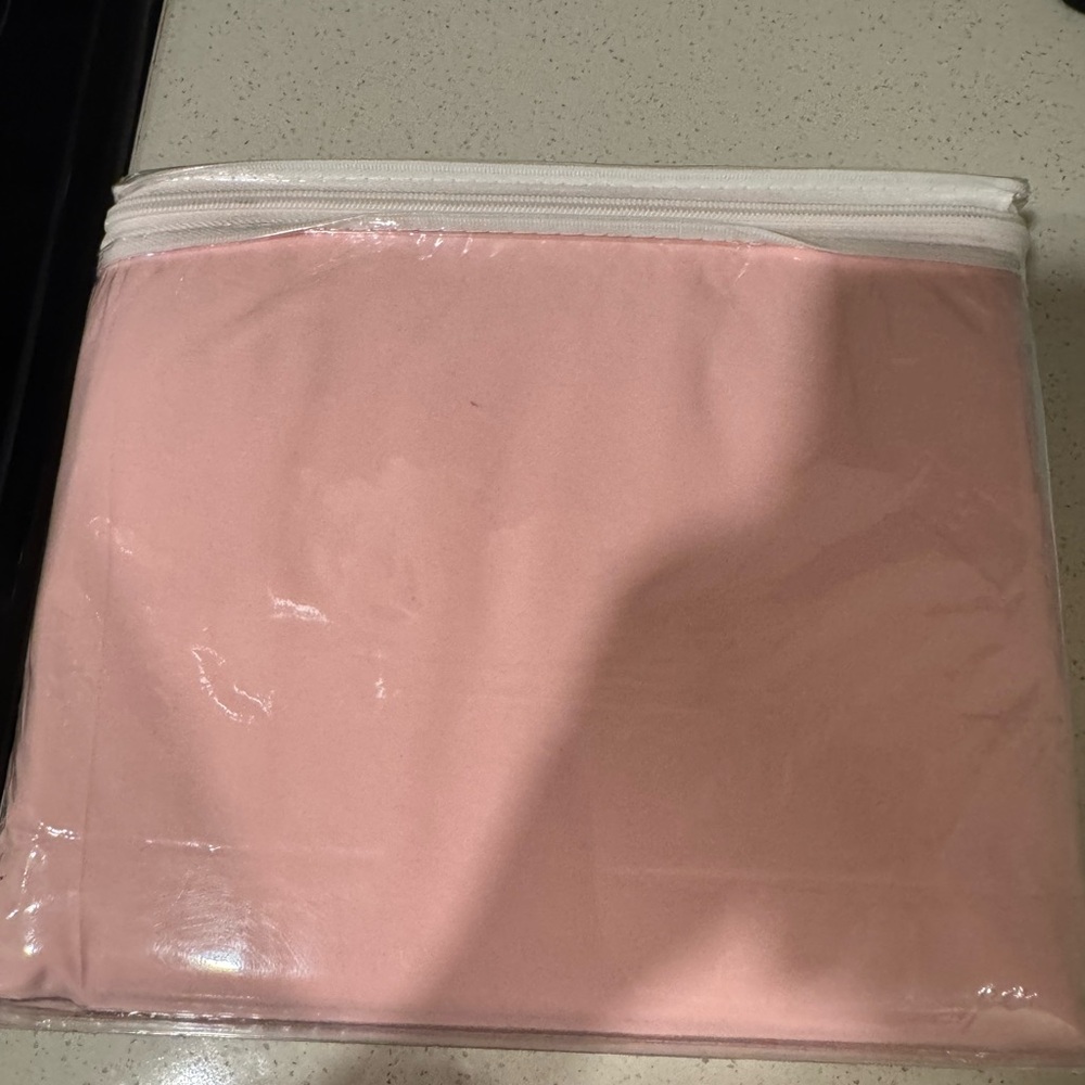 Pink queen sheets